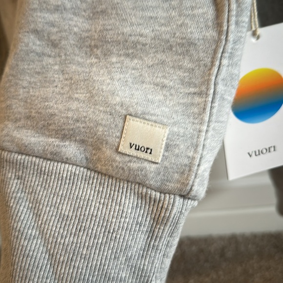 Vuori Restore half zip hoodie - Picture 3 of 6